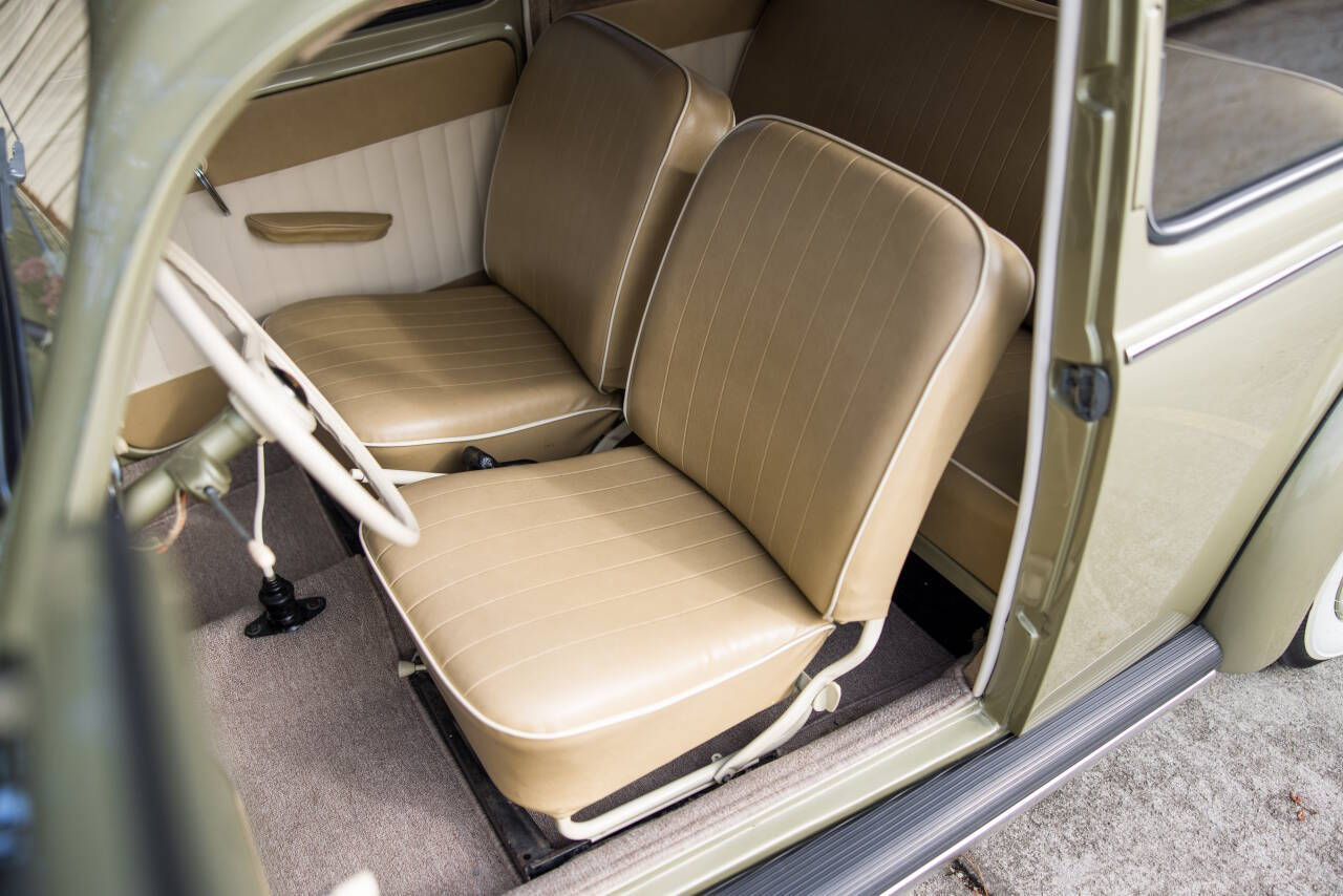 1955 Volkswagen Beetle 26