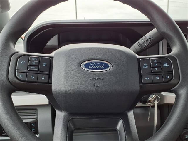 2025 Ford F-350 Super Duty XLT