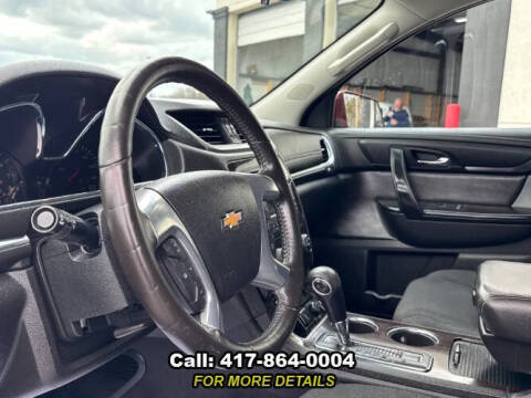 2017 Chevrolet Traverse LT