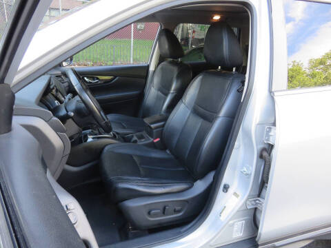 2017 Nissan Rogue SL