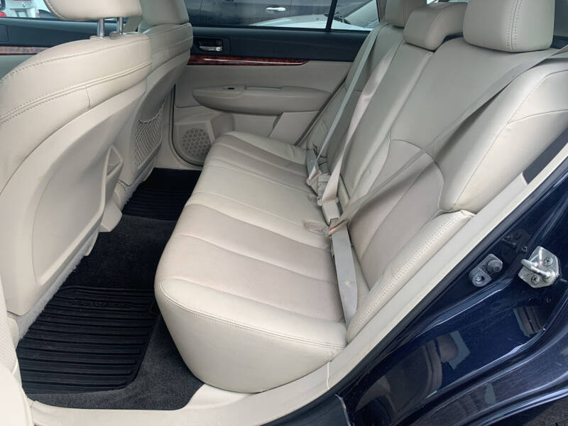 2012 Subaru Outback 2.5i Limited