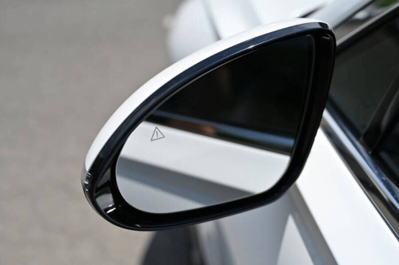 2025 Genesis GV70 2.5T Standard