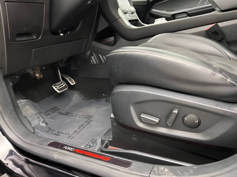 2022 Ford Edge ST
