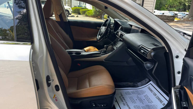2018 Lexus IS 300