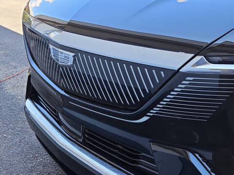 2025 Cadillac Escalade IQ Luxury 1