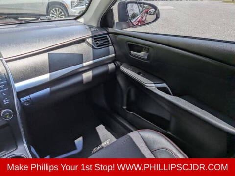 2016 Toyota Camry Hybrid SE