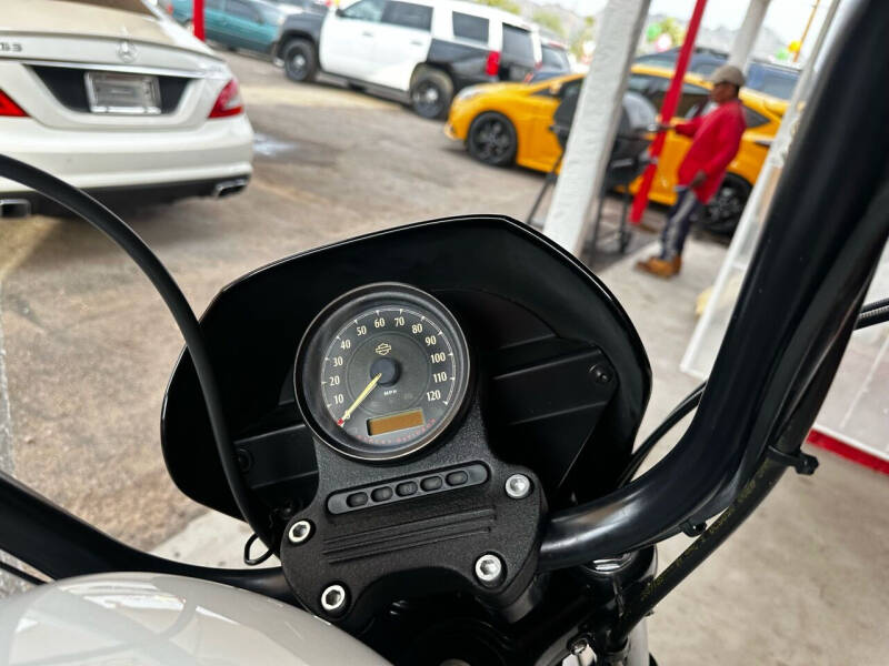 2021 Harley-Davidson XL1200