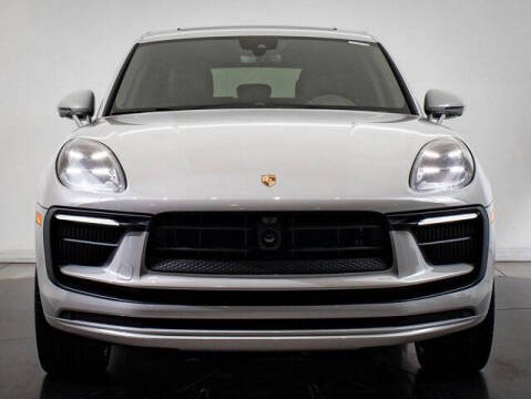 2025 Porsche Macan S
