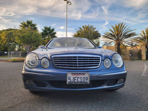 2005 Mercedes-Benz E-Class E 320