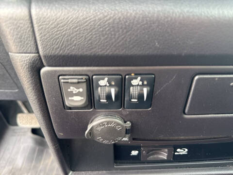 2017 Toyota Sienna SE Premium 8-Passenger