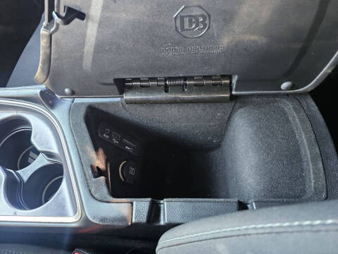 2015 Dodge Challenger SXT