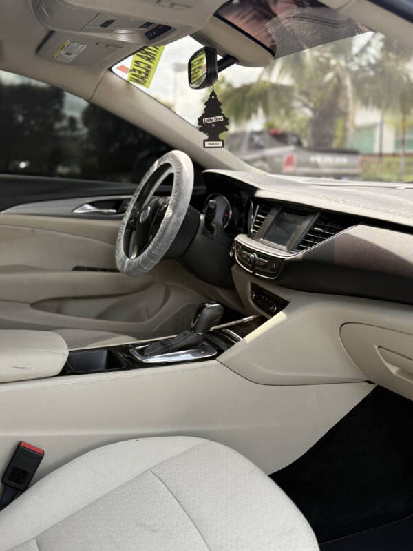 2018 Buick Regal Sportback Preferred