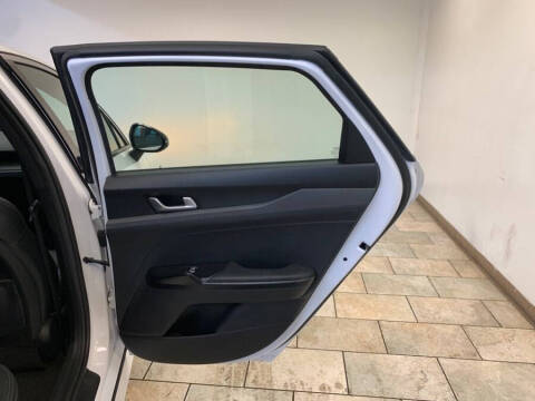 2023 Kia K5