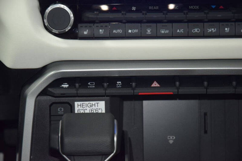 2025 Toyota Sequoia Capstone