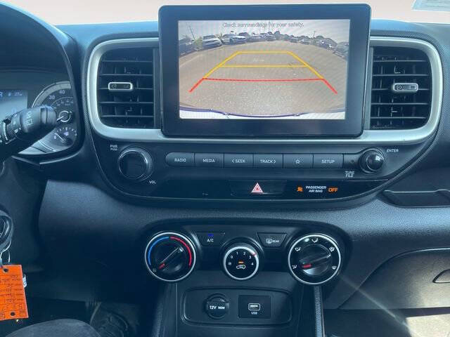 2021 Hyundai Venue SE