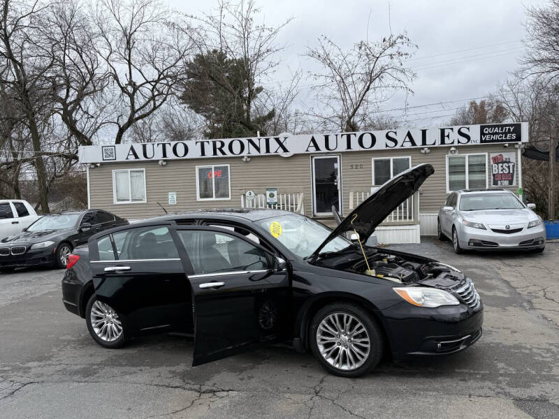 2012 Chrysler 200 Limited