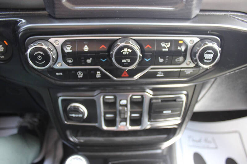 2020 Jeep Gladiator Sport