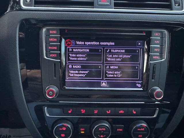 2017 Volkswagen Jetta 1.8T SEL