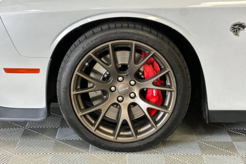 2015 Dodge Challenger SRT Hellcat