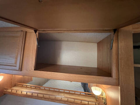 2001 Winnebago Journey 36L