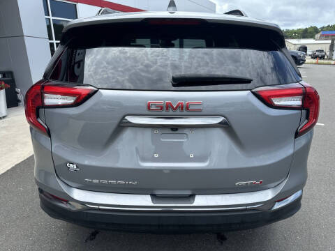 2023 GMC Terrain AT4