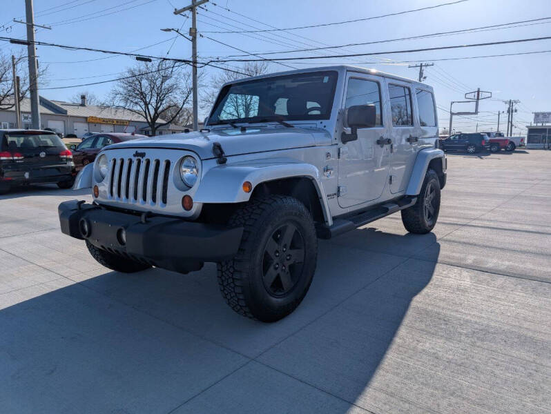 2012 Jeep Wrangler Unlimited Sahara's photo