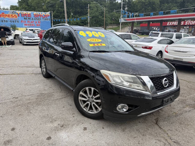 2015 Nissan Pathfinder SV