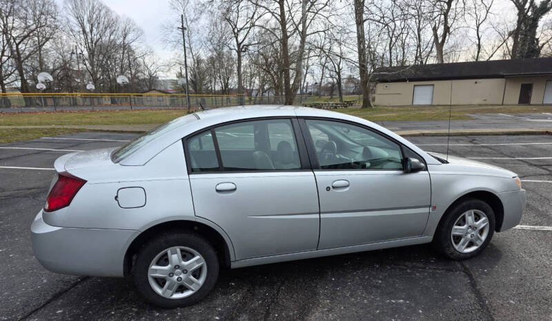 2007 Saturn Ion 2