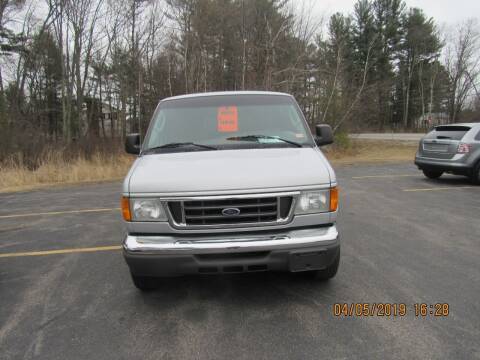 2004 Ford E-Series Wagon for sale at Heritage Truck and Auto Inc. in Londonderry NH