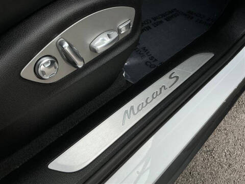 2018 Porsche Macan S