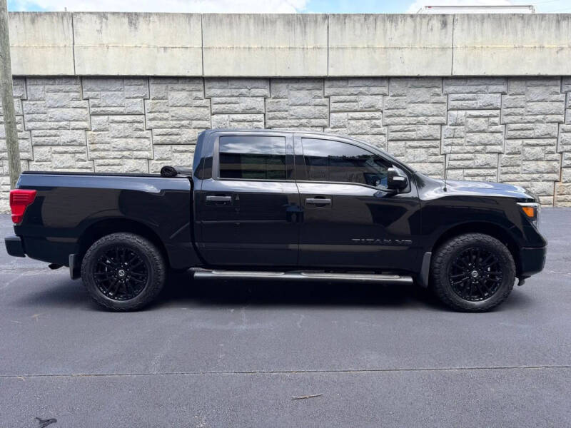 2018 Nissan Titan