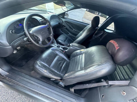 2003 Ford Mustang GT Deluxe