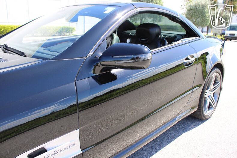 2011 Mercedes-Benz SL-Class SL 63 AMG