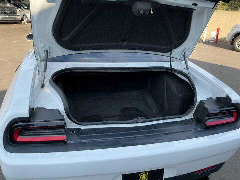 2015 Dodge Challenger SRT Hellcat