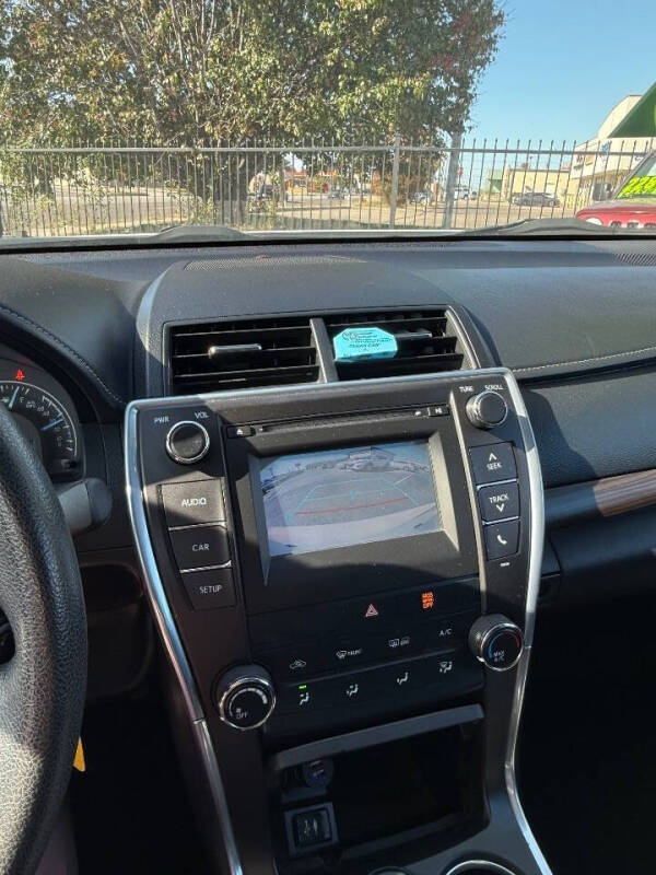 2015 Toyota Camry LE