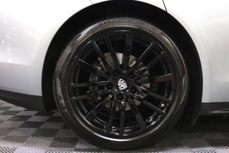 2019 Porsche Panamera 4