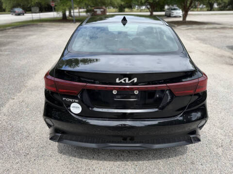 2024 Kia Forte LX