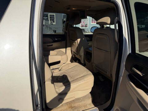 2009 GMC Yukon XL Denali