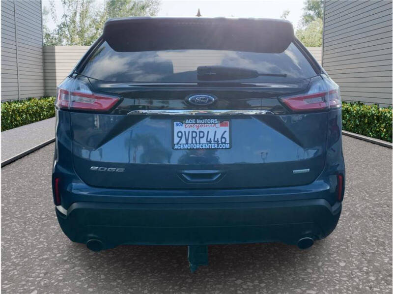 2019 Ford Edge SE
