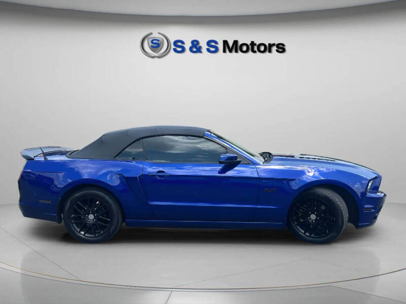 2013 Ford Mustang