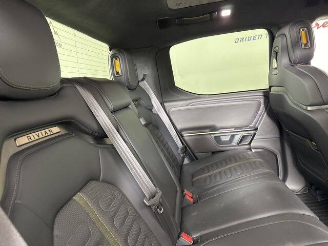 2022 Rivian R1T Adventure