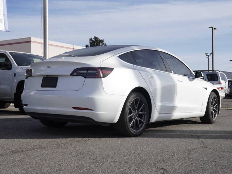 2019 Tesla Model 3 Standard Range Plus