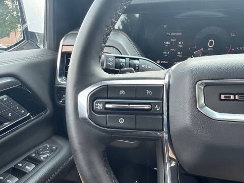 2025 GMC Yukon XL Denali