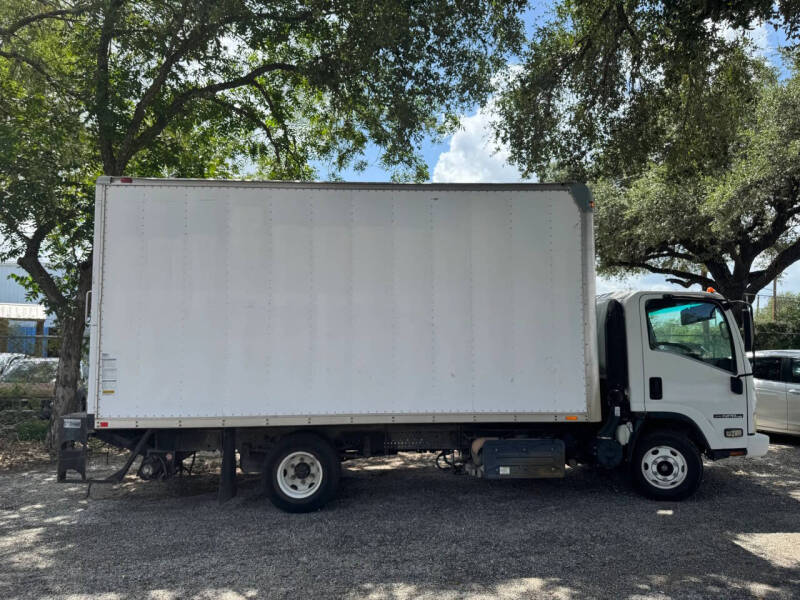 2012 Isuzu NPR