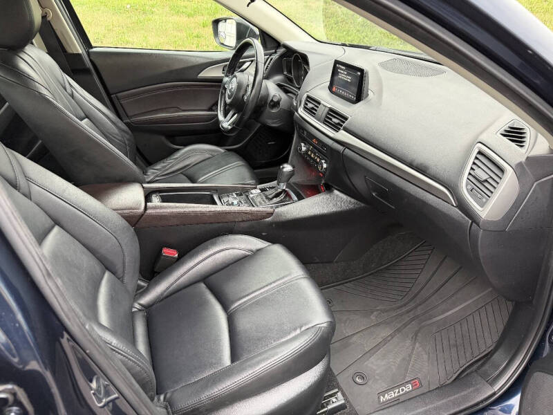2018 Mazda MAZDA3 Touring