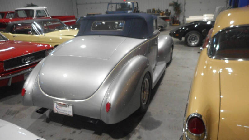 1940 Ford Cabriolet
