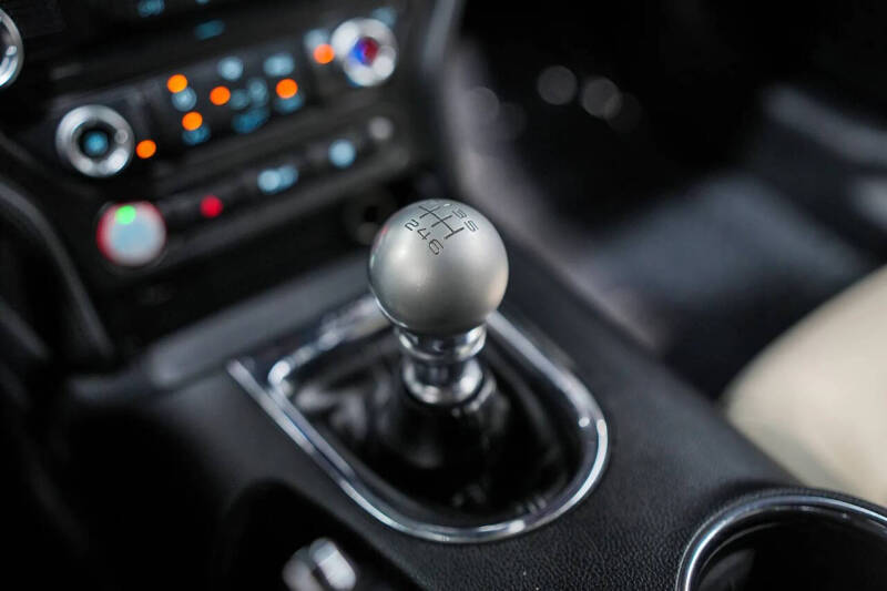 2015 Ford Mustang