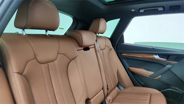 2024 Audi Q5 e quattro S line Prestg 55 TFSI