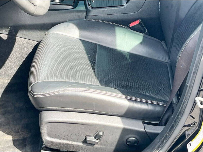 2023 Chrysler 300 S V6