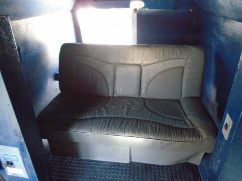 1985 Ford E-350 Super